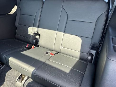 New 2026 Buick Enclave Sport Touring w/ Power Package image 9