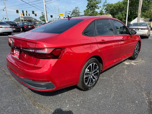 Used 2025 Volkswagen Jetta Sport FWD image 6