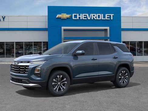 New 2026 Chevrolet Equinox LT image 2