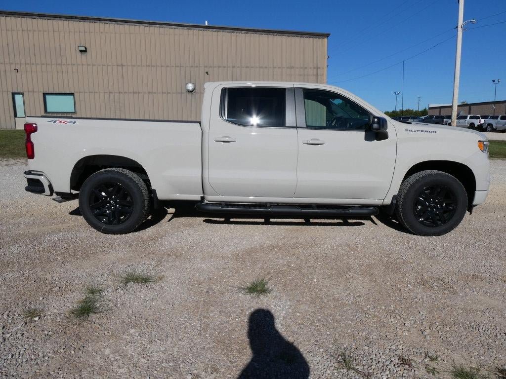 New 2026 Chevrolet Silverado 1500 RST w/ RST Select Package AWD/4WD image 3