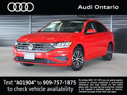 Used 2020 Volkswagen Jetta SE w/ SE Cold Weather Package