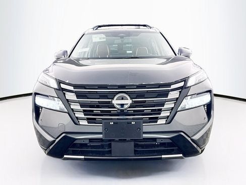 New 2026 Nissan Rogue Platinum AWD/4WD image 2