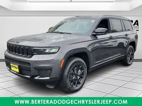 New 2025 Jeep Grand Cherokee L Altitude image 2