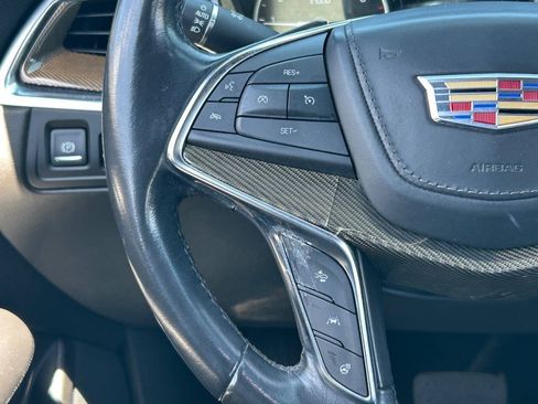 Used 2018 Cadillac XT5 Platinum w/ Driver Assist Package AWD/4WD image 21