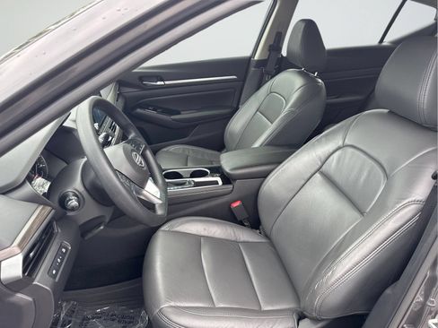 Certified 2023 Nissan Altima 2.5 SV FWD image 28