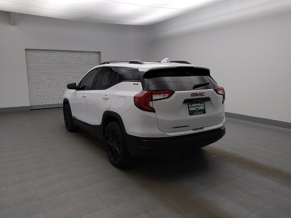 Used 2023 GMC Terrain SLE w/ Elevation Edition FWD image 5