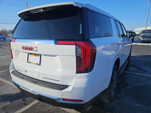 New 2026 GMC Yukon XL Elevation image 5