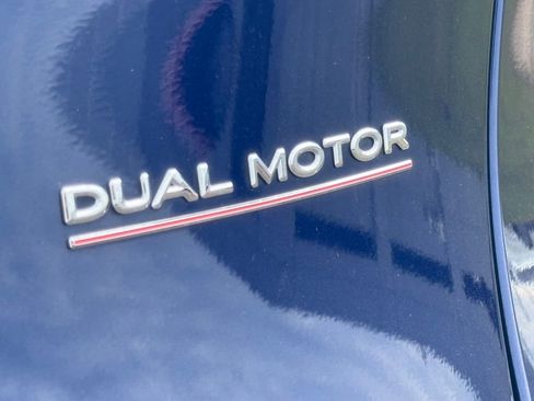 Used 2023 Tesla Model Y Performance image 57