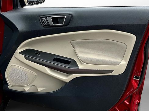 Used 2020 Ford EcoSport SE image 26