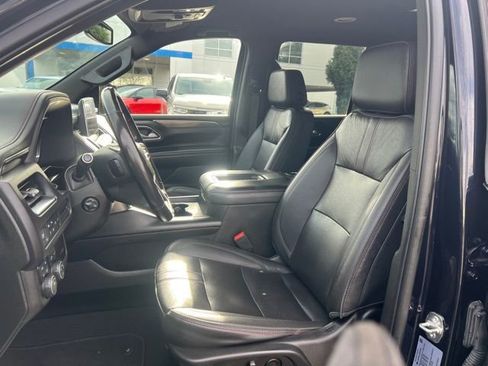 Used 2022 Chevrolet Tahoe RST w/ Luxury Package image 15