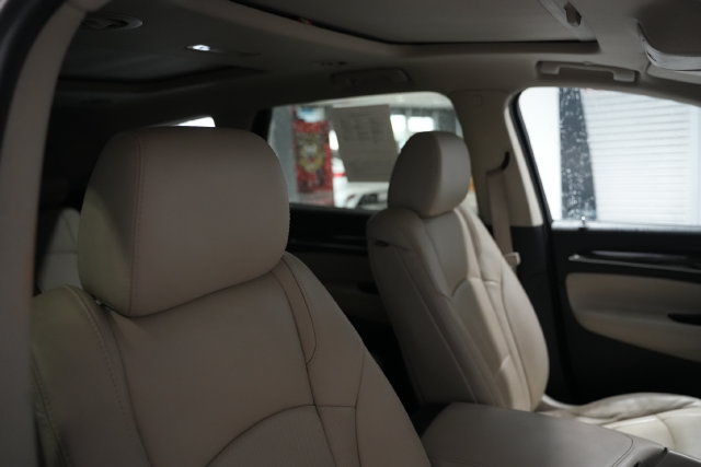 Used 2021 Buick Enclave Premium w/ Sun and Sites Package AWD/4WD image 24
