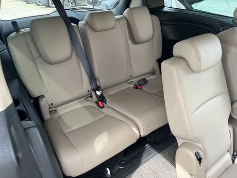 Used 2023 Honda Odyssey EX-L image 16