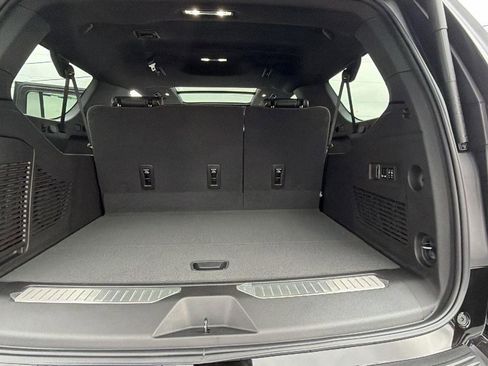 New 2026 Chevrolet Suburban Premier w/ Sun And Tow Package AWD/4WD image 11