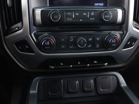 Used 2014 GMC Sierra 1500 SLT w/ SLT Crew Cab Value Package image 36