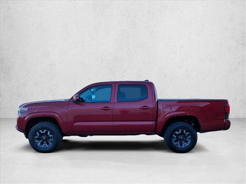 Used 2022 Toyota Tacoma SR image 9