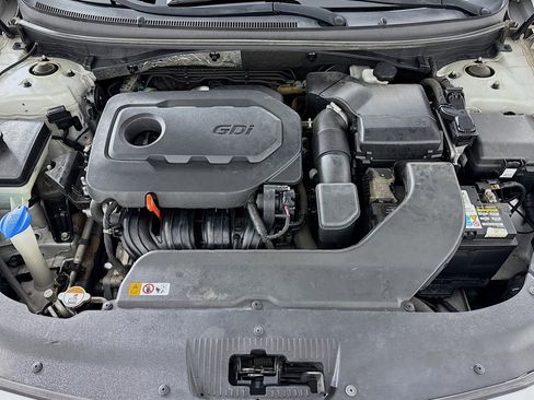 Used 2016 Hyundai Sonata Sport w/ Option Group 02 image 11