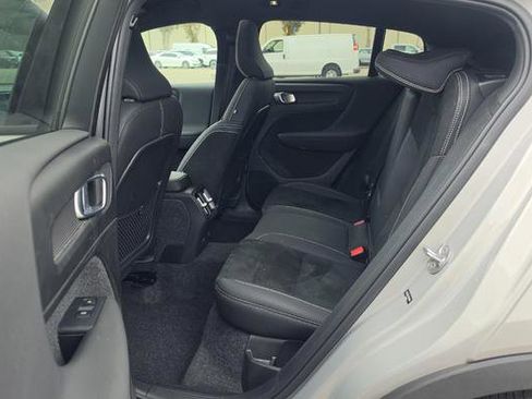 Used 2023 Volvo C40 P8 Recharge Plus AWD/4WD image 7