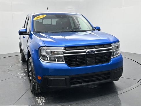 Used 2022 Ford Maverick Lariat w/ Lariat Luxury Package image 2