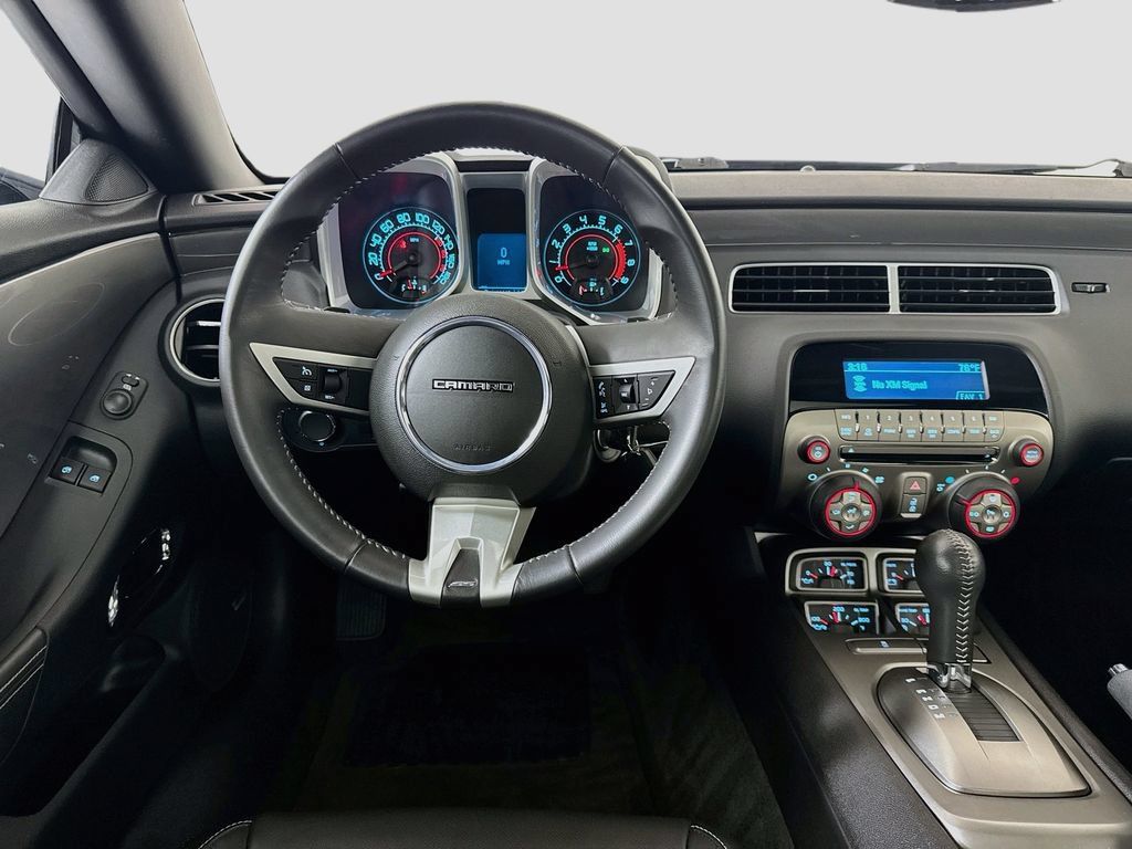 Used 2010 Chevrolet Camaro SS RWD image 23