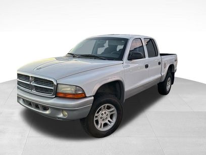 Used 2004 Dodge Dakota SLT w/ Deluxe Convenience Group