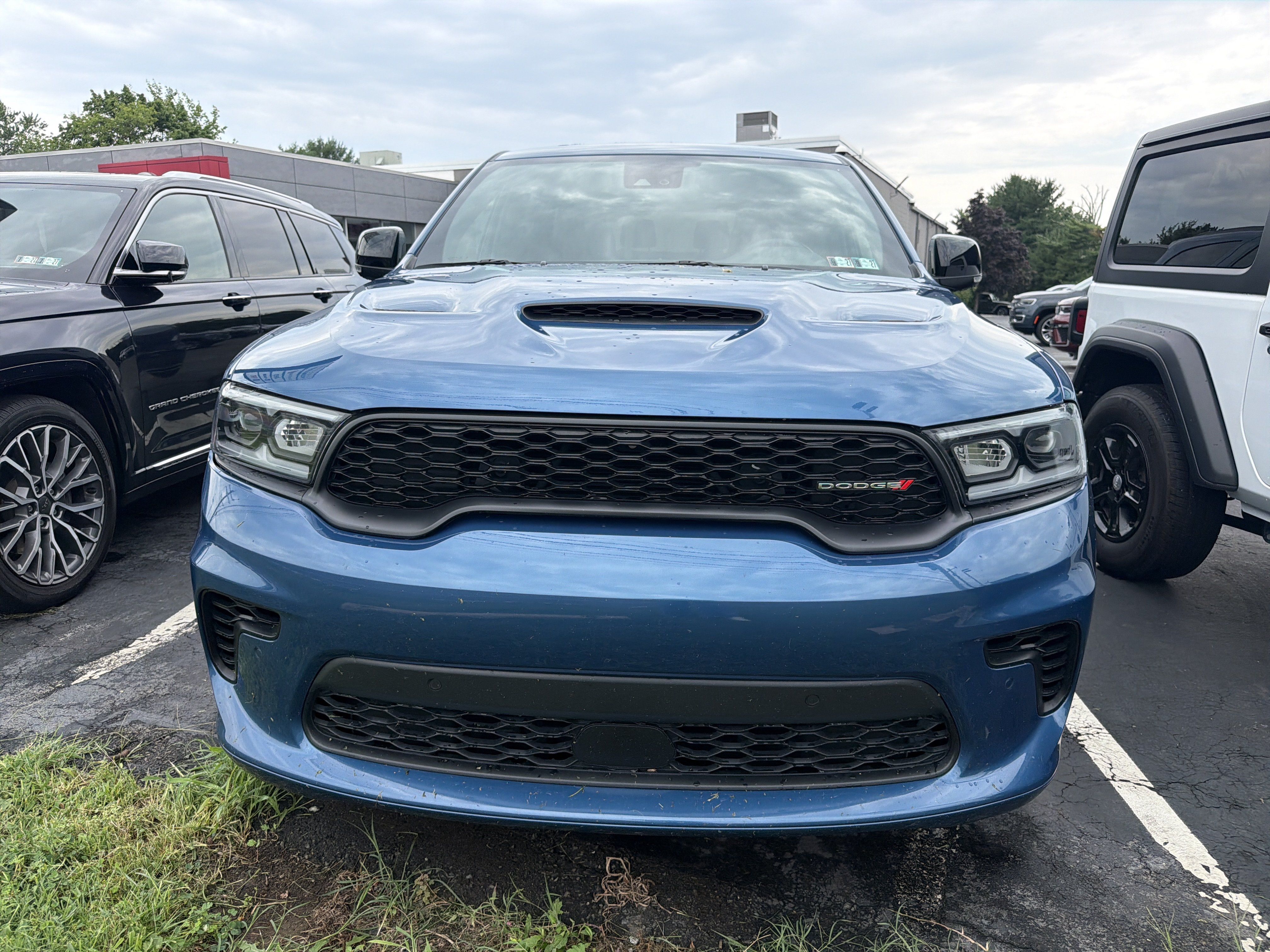 Certified 2025 Dodge Durango R/T AWD/4WD image 2