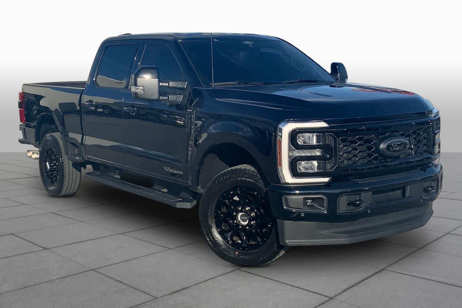 Certified 2025 Ford F250 Lariat w/ Lariat Ultimate Package AWD/4WD image 2