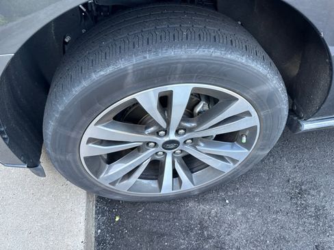 Used 2021 Ford Expedition Max Limited RWD image 5