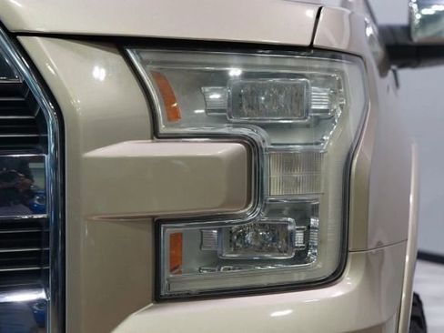 Used 2017 Ford F150 Lariat w/ Equipment Group 502A Luxury AWD/4WD image 7