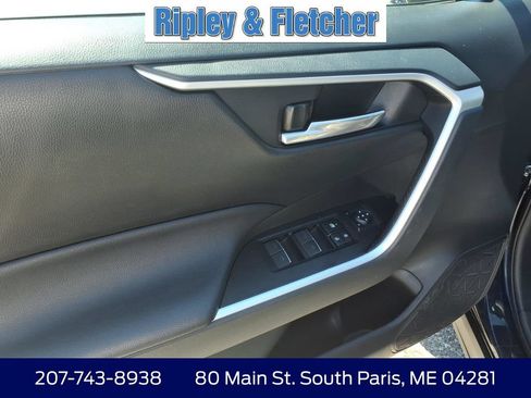 Used 2022 Toyota RAV4 XLE w/ Convenience Package AWD/4WD image 12