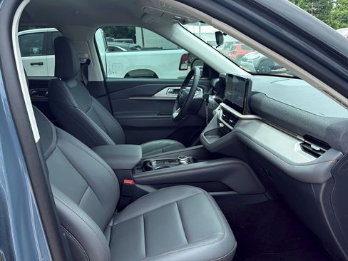 New 2026 Ford Explorer Active w/ Active Comfort Package RWD image 12