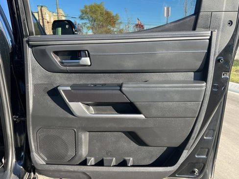 Used 2023 Toyota Tundra Platinum image 13