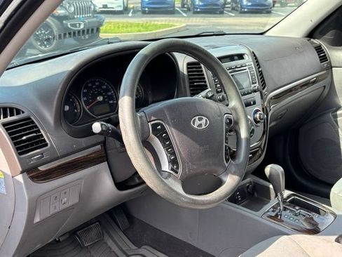 Used 2010 Hyundai Santa Fe GLS AWD/4WD image 22