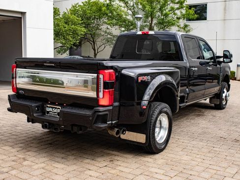 Used 2023 Ford F350 Platinum AWD/4WD image 10