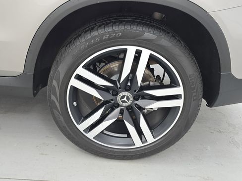 Used 2020 Mercedes-Benz GLC 300 4MATIC image 34