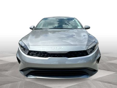 Used 2024 Kia Forte LXS w/ LXS Technology Package FWD image 3