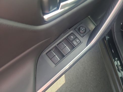 Certified 2025 Toyota RAV4 XLE AWD/4WD image 13