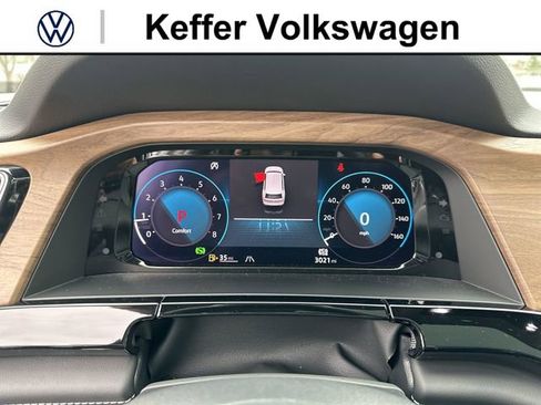 New 2026 Volkswagen Atlas SE FWD image 19