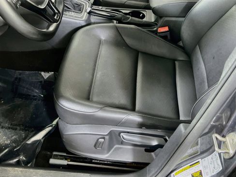 Used 2017 Volkswagen Golf Wolfsburg Edition FWD image 18