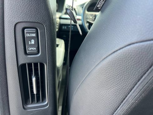 Used 2024 Honda Odyssey Sport image 47