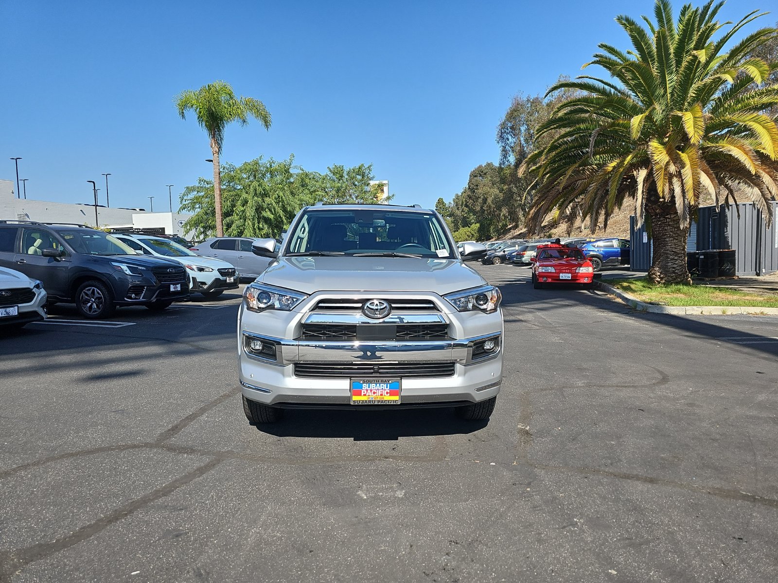 Used 2024 Toyota 4Runner Limited AWD/4WD image 2