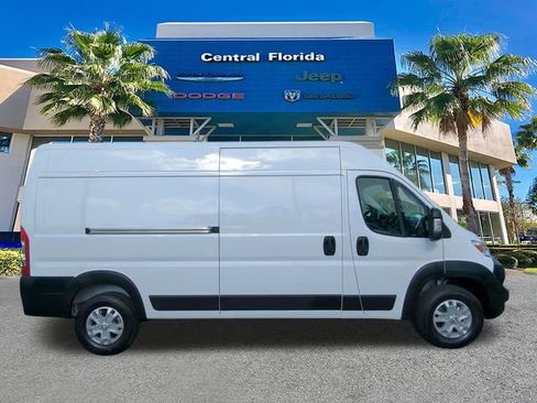 New 2026 RAM ProMaster 2500 w/ Premium Convenience Group image 4