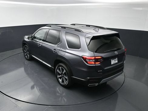 Used 2023 Honda Pilot Elite image 15