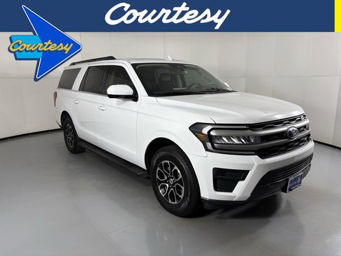 Used 2024 Ford Expedition Max XLT image 1