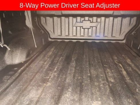 Used 2023 Chevrolet Colorado Trail Boss w/ Technology Package image 11