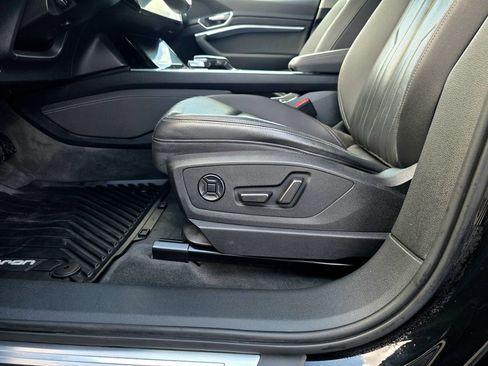 Used 2019 Audi e-tron Premium Plus AWD/4WD image 41
