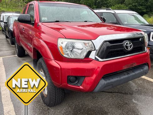 Used 2012 Toyota Tacoma 4x4 Access Cab w/ SR5 Pkg image 1