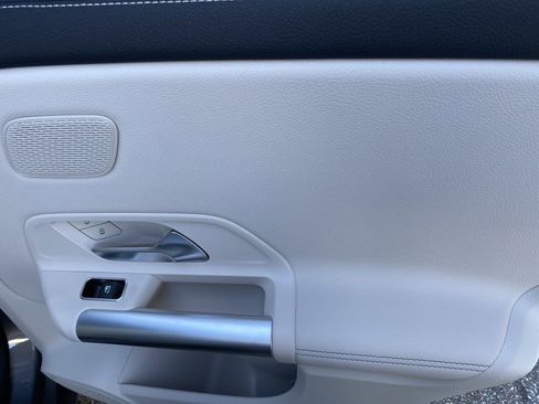 New 2025 Mercedes-Benz GLA 250 image 14