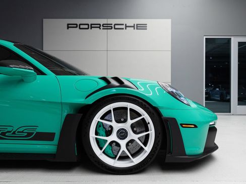 Certified 2025 Porsche 911 GT3 RS w/ Weissach Package RWD image 11