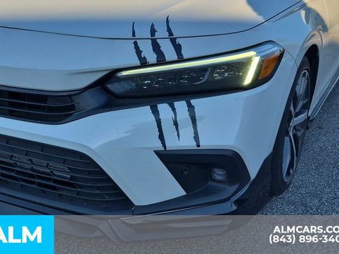 Used 2022 Honda Civic Touring image 7