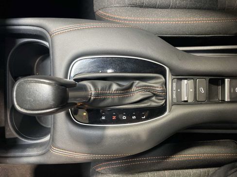 Used 2024 Honda HR-V Sport image 17